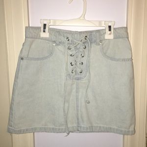 Forever 21 jean skirt. Size 25
